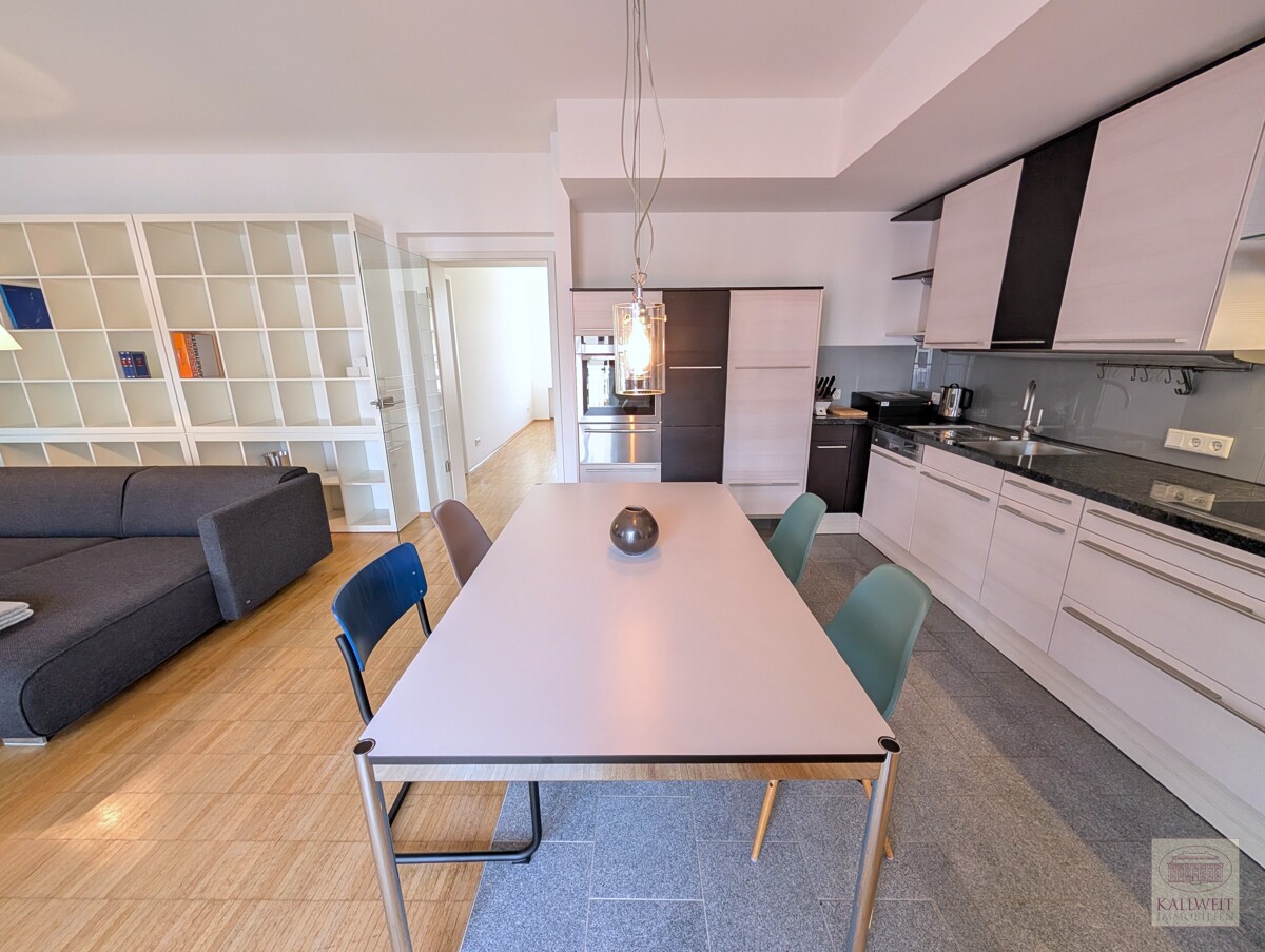 Pempelfort: Wunderbare Altbau-Wohnung mit Aufzug / Balkon - Photo 5