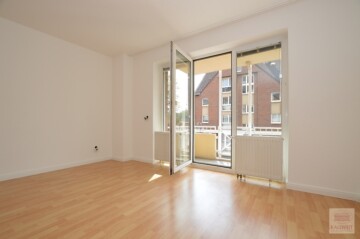 Unterrath: Großzügige & vollständig renovierte 2-Zimmer Wohnung, 40472 Düsseldorf (Unterrath), Am Königshof