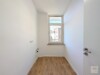 Bilk: Tolles Altbau-Apartment mit Küche & saniertes Badezimmer - Küche