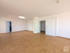 Über den Dächern der Stadt: 4-Zimmer Wohnung mit Kamin - Wohnen Blick Essbereich