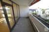 Derendorf: Großzügige 2-Raum Wohnung mit großer Dachterrasse und Einbauküche - Westbalkon