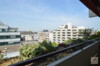 Derendorf: Großzügige 2-Raum Wohnung mit großer Dachterrasse und Einbauküche - Westbalkon