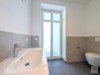 Sanierter Altbau zwischen Rheinturm und Martinskirche - Badezimmer