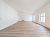 Sanierter Altbau zwischen Rheinturm und Martinskirche - Wohnzimmer