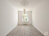 Schönes Altbau-Apartment mit Einbauküche - Wohnraum