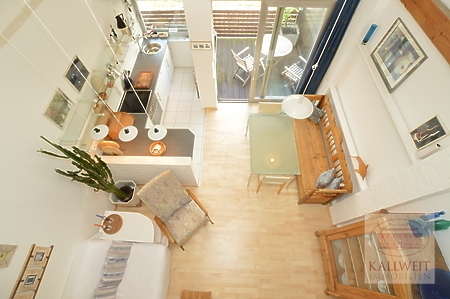Oberkassel: Außergewöhnliche Maisonette-Wohnung mit Parkplatz! - Photo 1