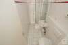 Flingern-Nord: Sehr schönes Studio / Apartment im Stil-Altbau - Bad