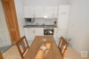 Stil-Altbau Apartment in Pempelfort mit Balkon & Kamin - Essbereich & Küche