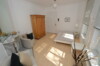 Stil-Altbau Apartment in Pempelfort mit Balkon & Kamin - Wohnbereich