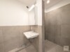 Zwischen Rheinturm & Lorettostrasse: Saniertes Apartment mit Wohnküche - Bad