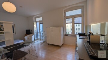 Großzügiges Altbau-Apartment nahe Lorettostrasse, 40219 Düsseldorf (Unterbilk /Hafen), Weiherstrasse