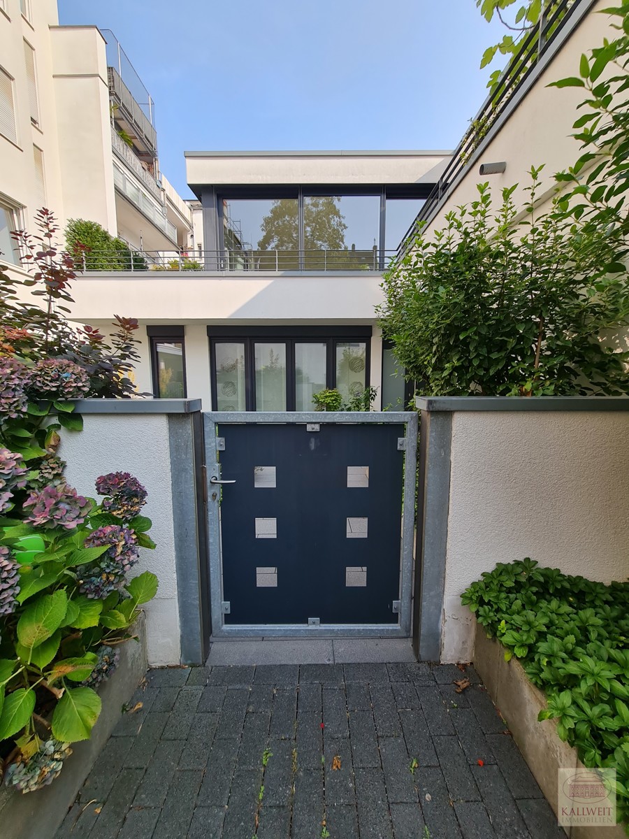 Nahe Florapark: Wohnen im eigenen Stadthaus - Eingangsbereich