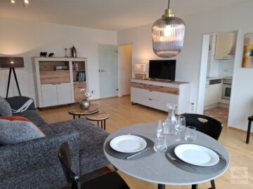 Pempelfort: Komfortable 2-Raum Wohnung in zentraler Lage und PKW Stellplatz, 40477 Düsseldorf, Augustastrasse